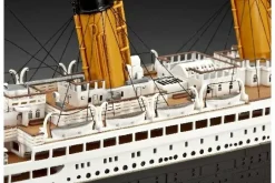 100 Years Titanic (Spec,Edition)><noscript><img width=