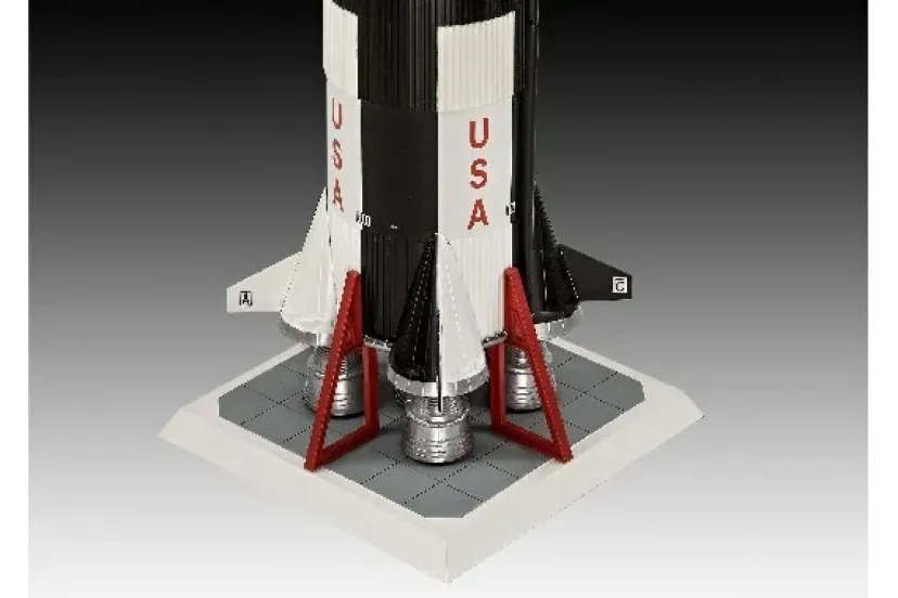 Apollo 11 Saturn V Rocket>REVELL Best