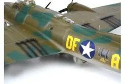 B-17F Memphis Belle><noscript><img width=