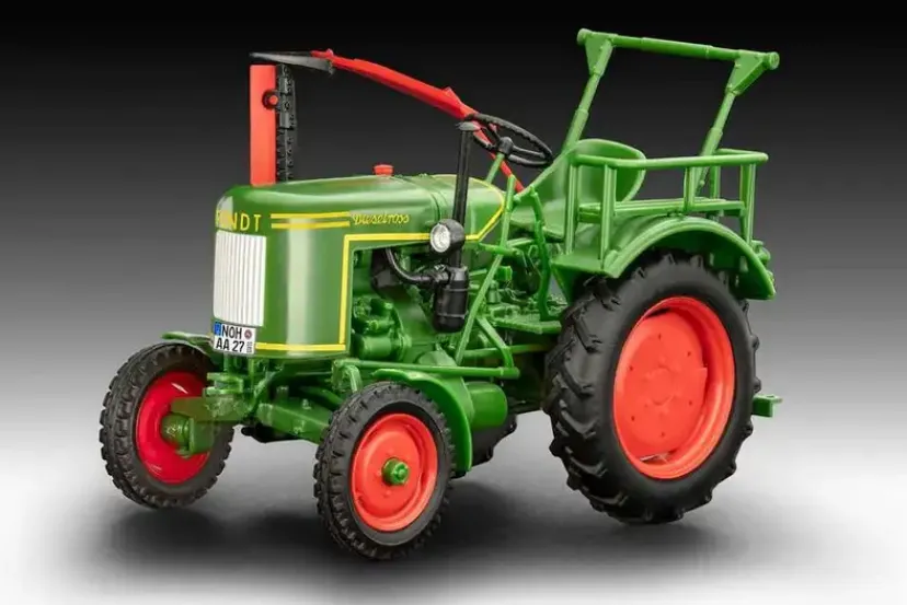 Fendt F20 Dieselroß Tractor 1:24 click system>Revell Sale