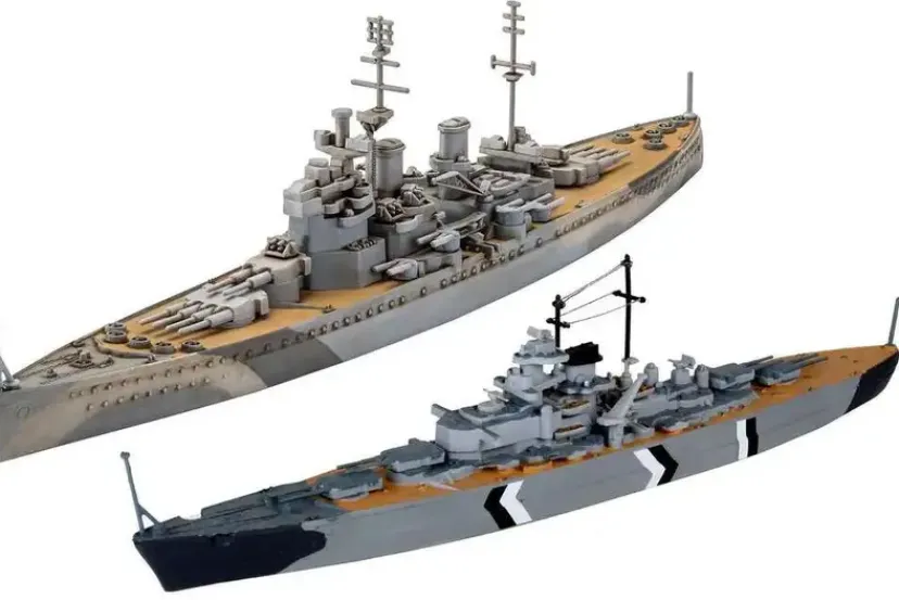First Diorama Set - Bismarck Battle>Revell New