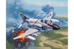 F-4J Phantom II><noscript><img width=