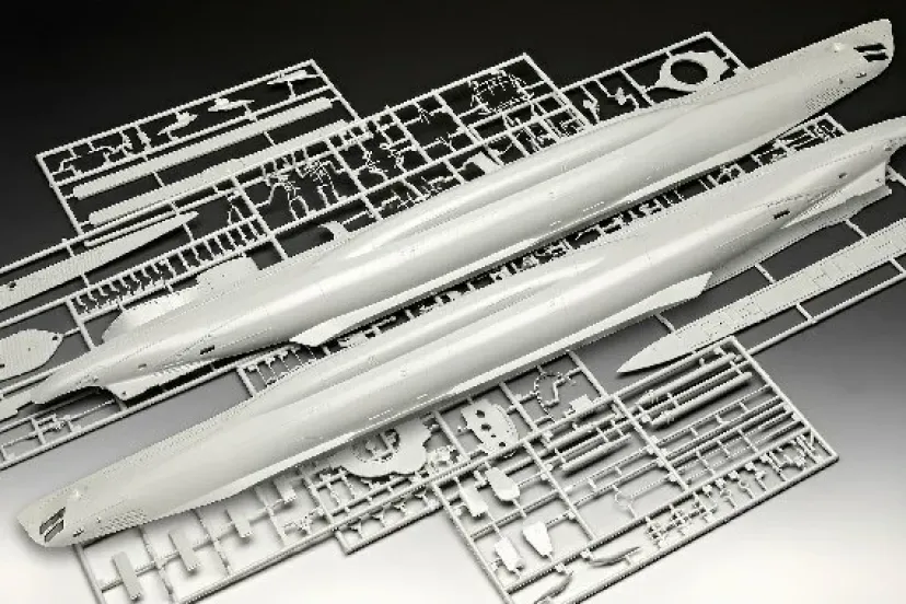 German Submarine Type VII C/41>REVELL Outlet