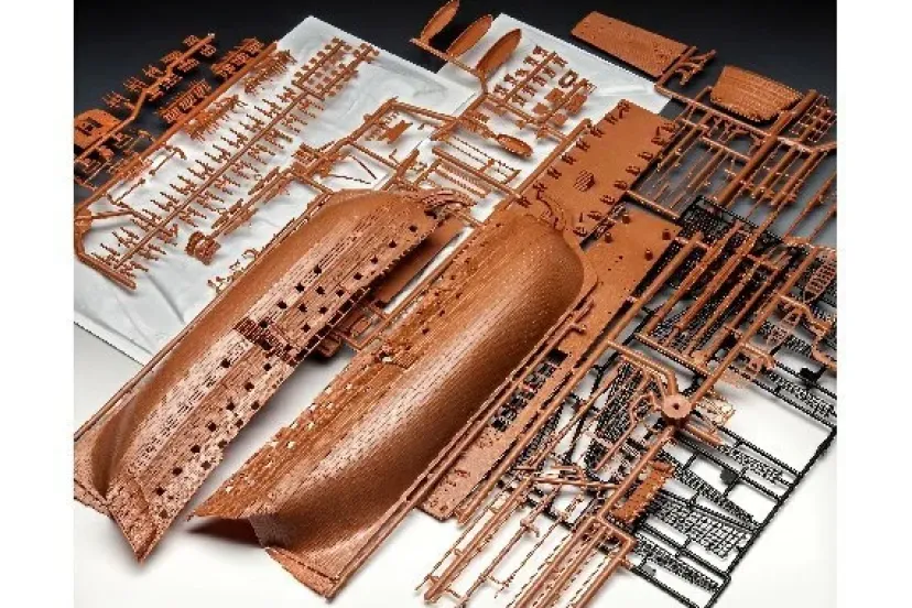 H,M,S, Victory>REVELL New