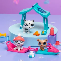 SNOWY DAY PLAY><noscript><img width=