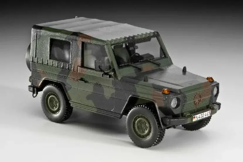 Lkw gl leicht Wolf>REVELL