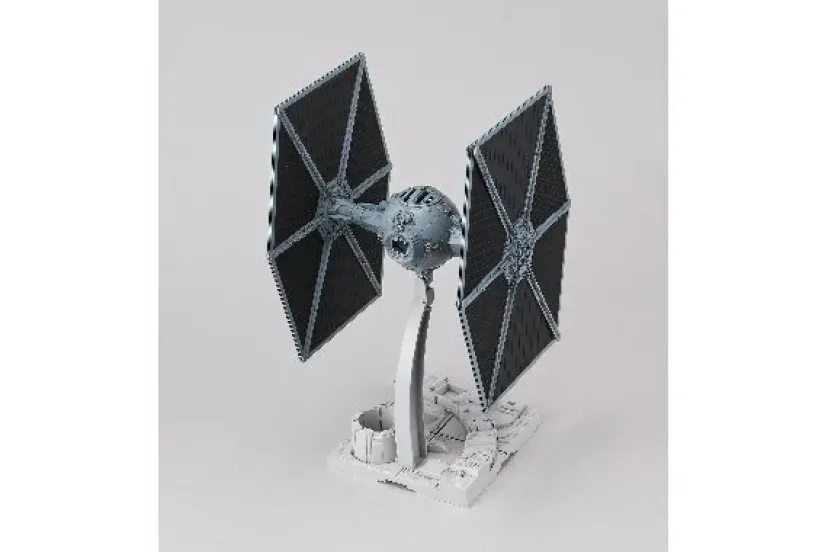 Star Wars TIE Fighter>REVELL Clearance