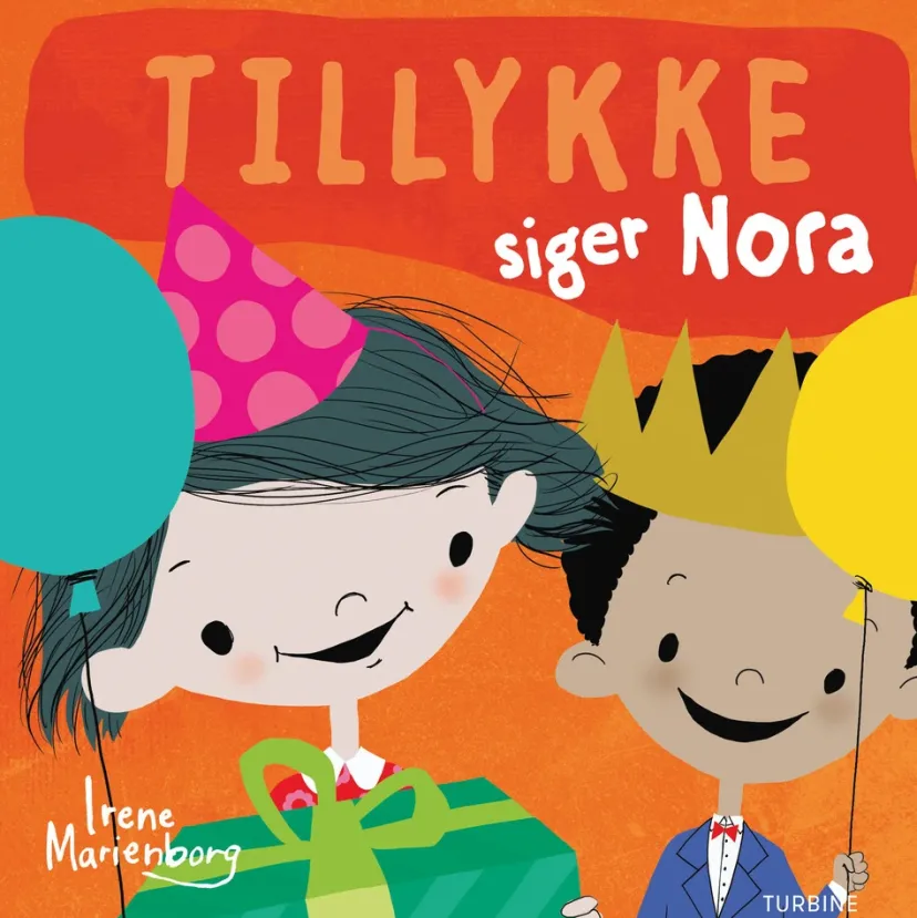Tillykke! siger Nora>
